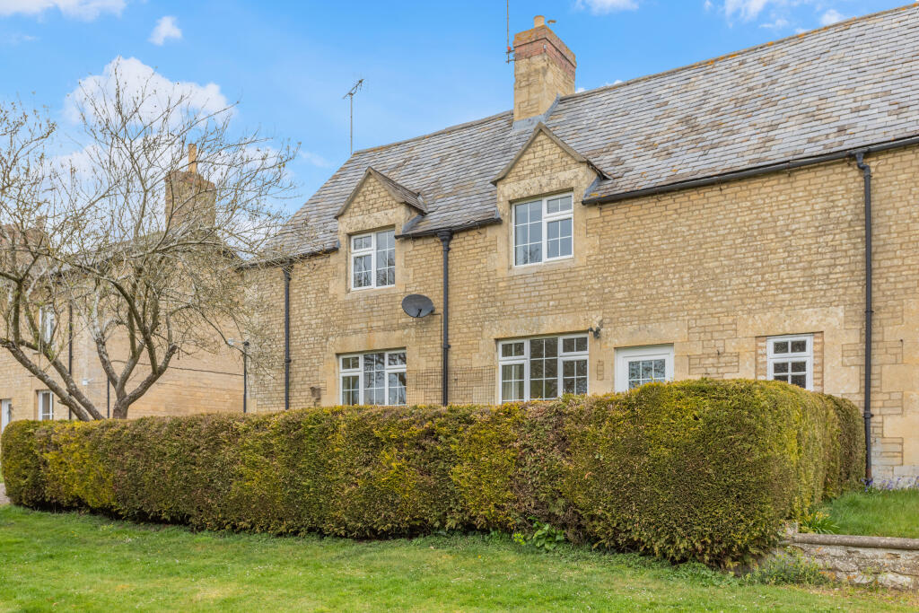 Main image of property: 10/11 Pickworth