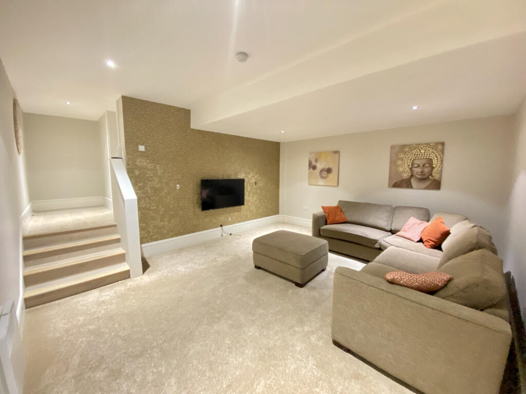 Main image of property: Dock Office, Salford Quays, M50