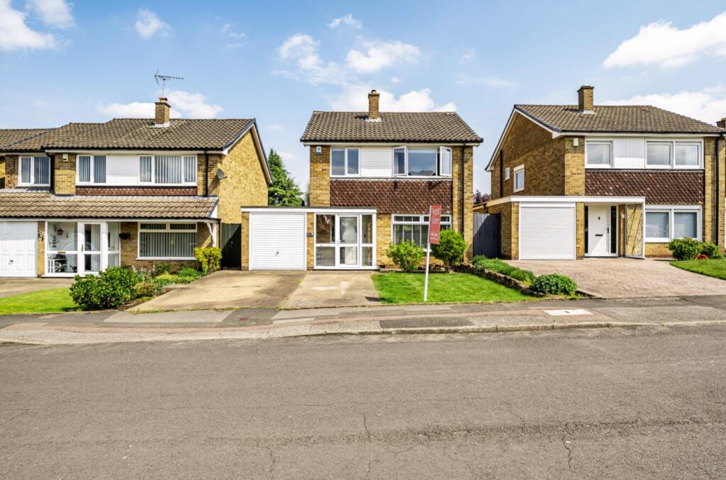 Main image of property: Appledore Avenue, Wollaton, Nottingham, Nottinghamshire, NG8