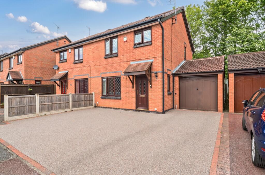 Main image of property: Crawford Close, Wollaton, Nottingham, Nottinghamshire, NG8