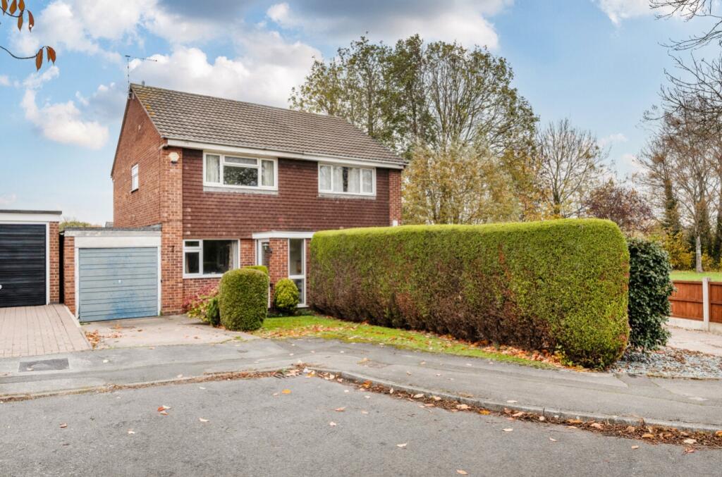 Main image of property: Chesham Drive, Bramcote, Nottingham, Nottinghamshire, NG9