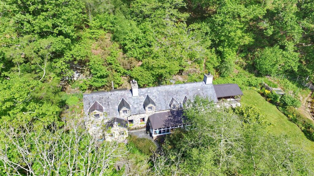 Main image of property: Tan-Y-Bwlch, Blaenau Ffestiniog, Gwynedc