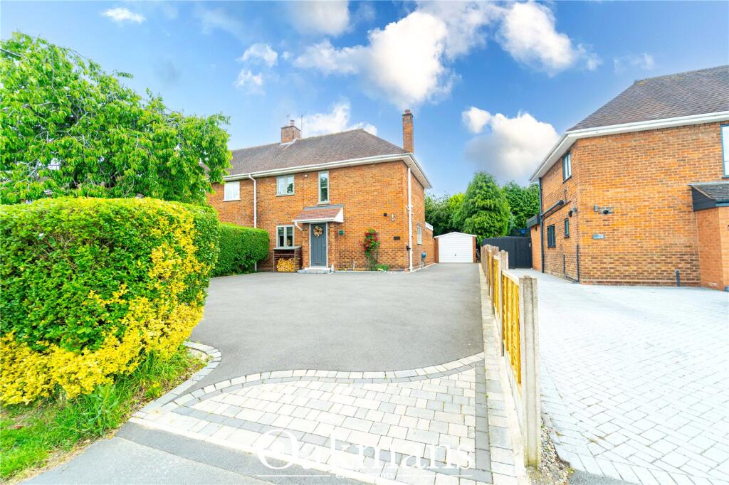 Main image of property: Wildmoor Lane, Catshill, Bromsgrove, B61