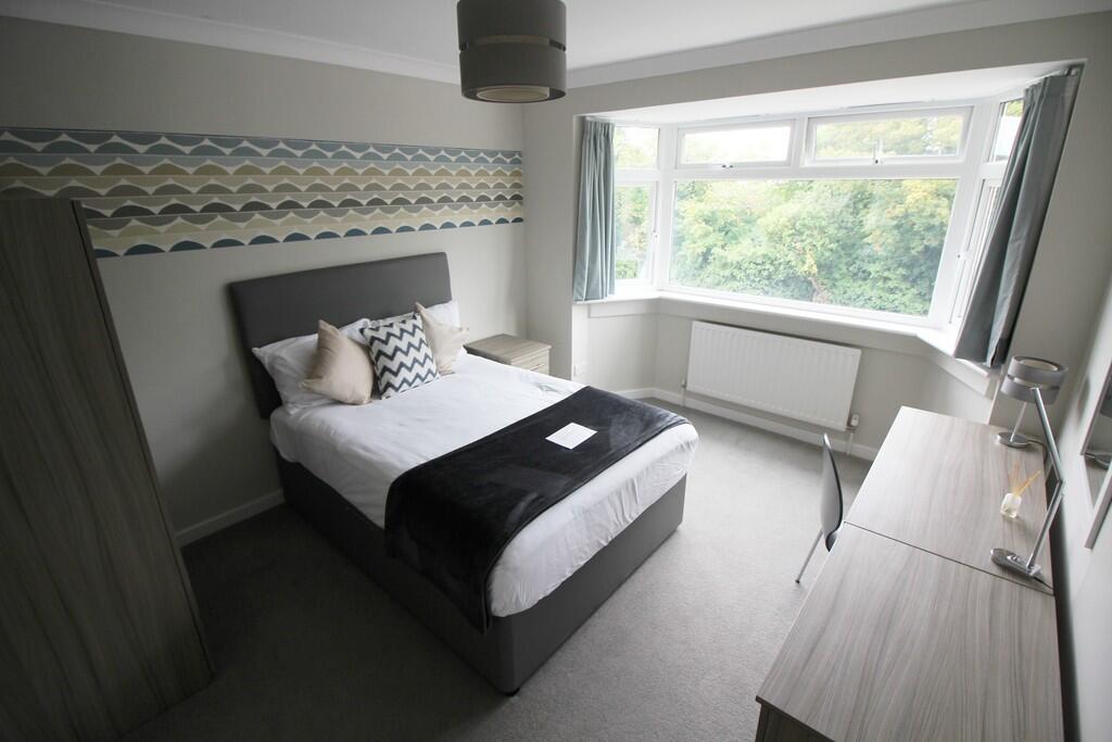 Main image of property: London Road, Earley, Reading
