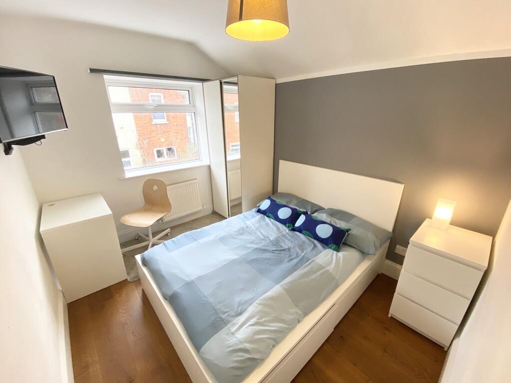 Main image of property: Clifton Street, Reading
