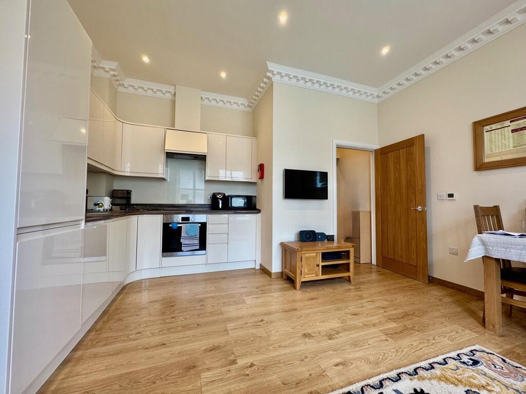Main image of property: Castle Crescent, Reading