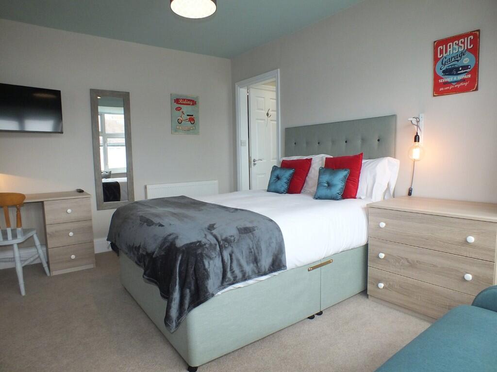 Main image of property: Erleigh Court Gardens, Reading