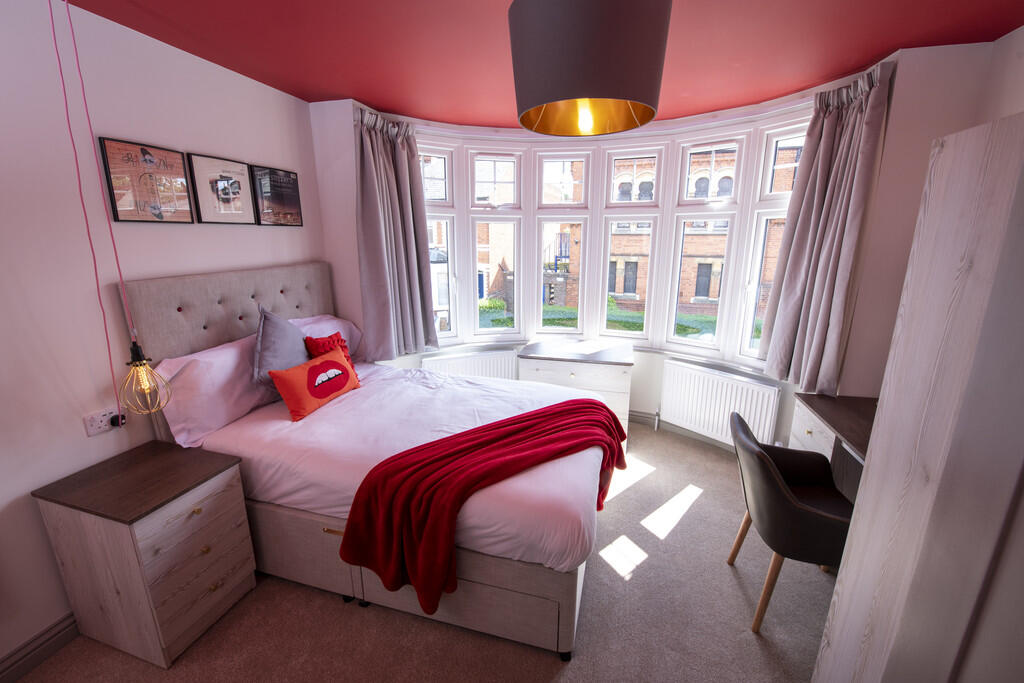 Main image of property: Goldsmid Road, Reading