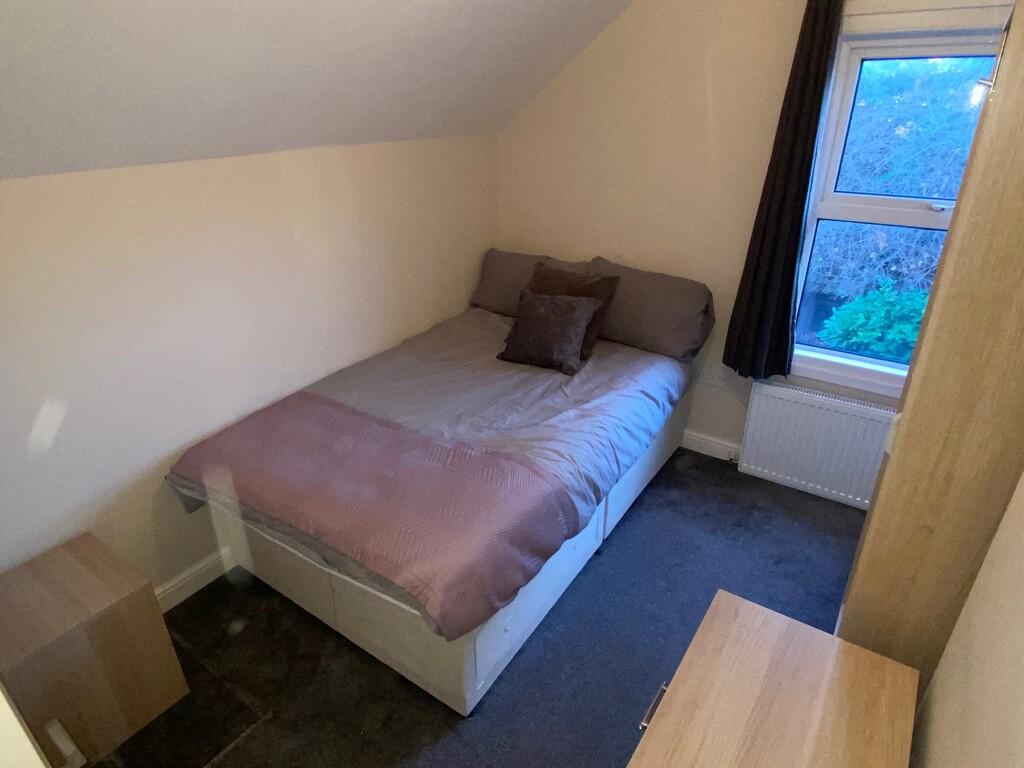 Main image of property: Catherine Street, Reading