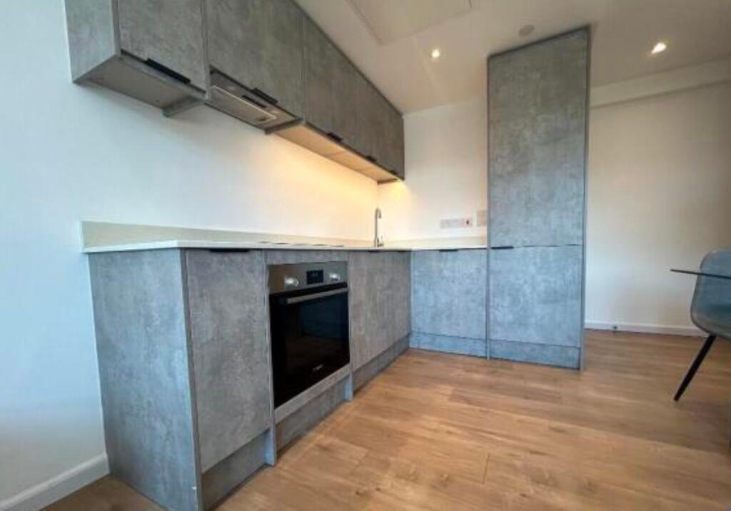 Main image of property:  Cresta House, Alma Street, Luton