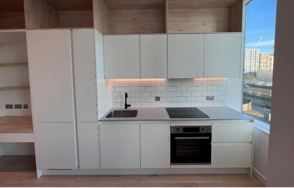 Main image of property:  Parkview Apartments, Great West Road, Brentford