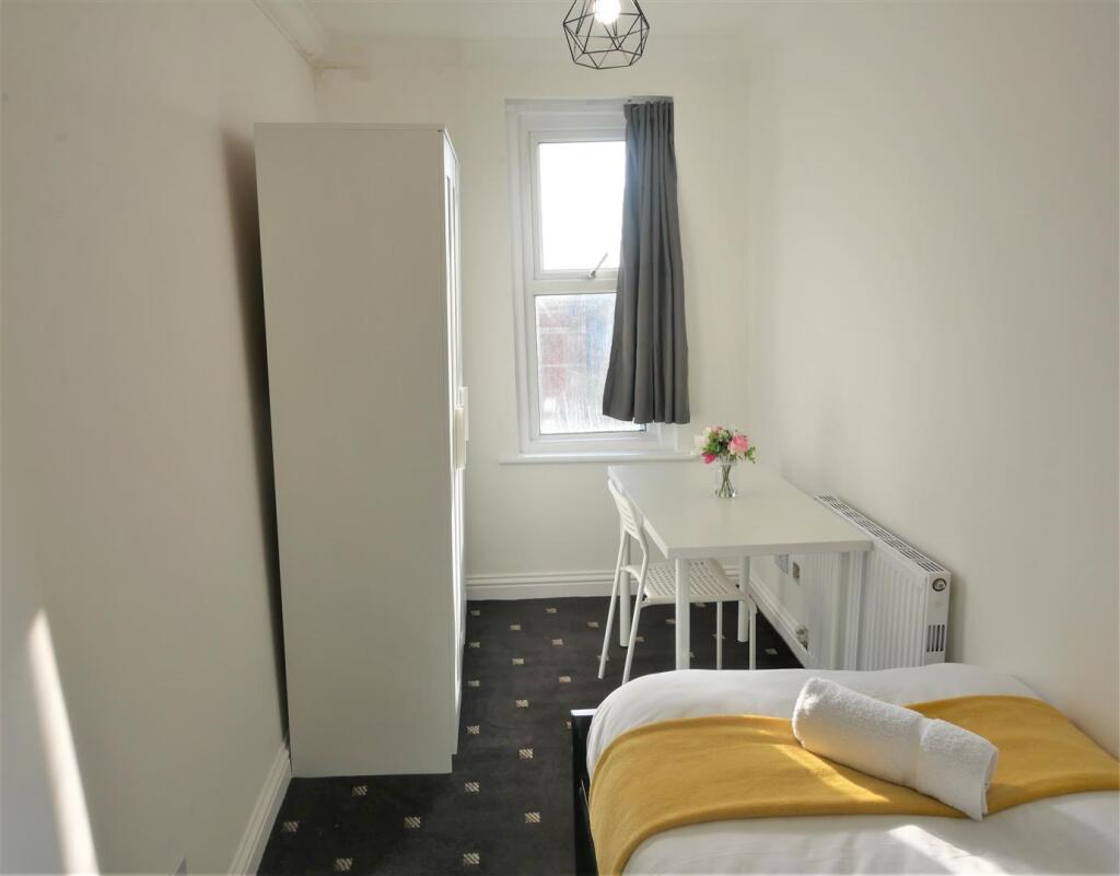 Additional image 7 of Christchurch Road, Bournemouth