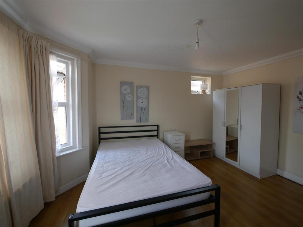 Main image of property: Daisies, Bournemouth, Bh8