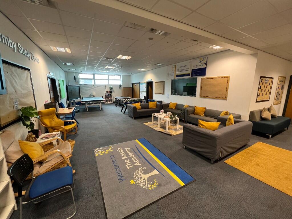 Main image of property: OFFICE TO LET, JUBILEE WAY, WARRINGTON, WA2 8HE