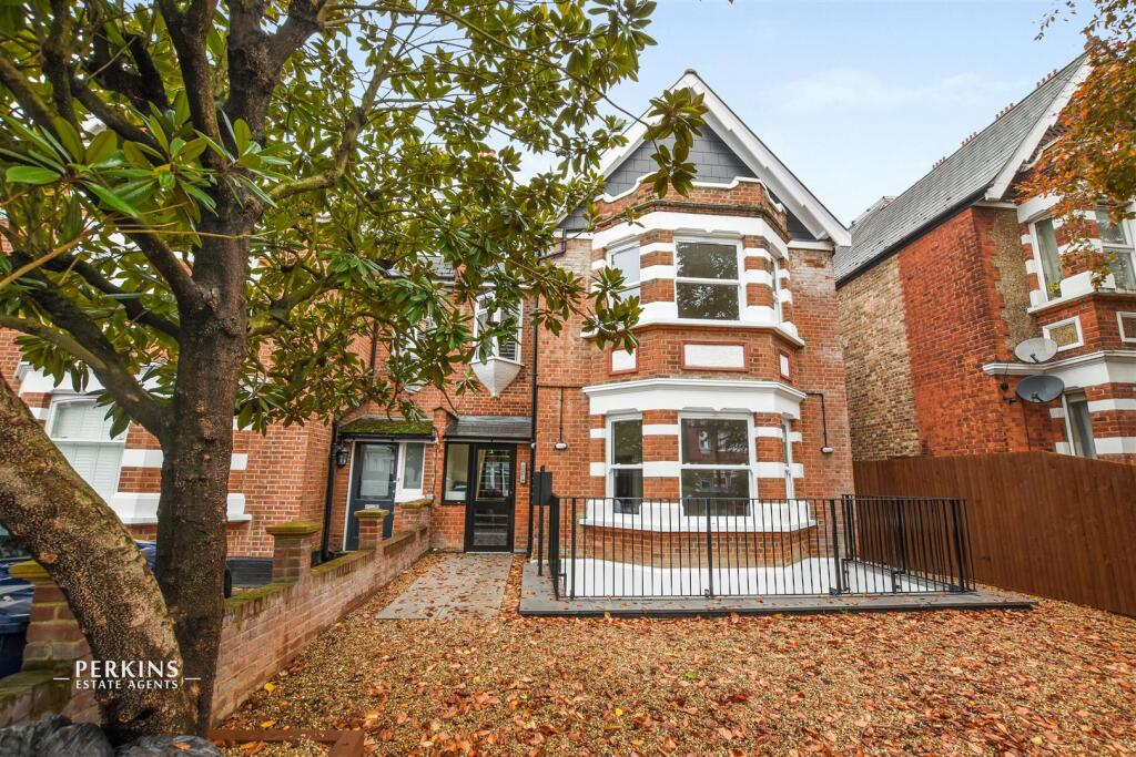 Main image of property: Acton, W3