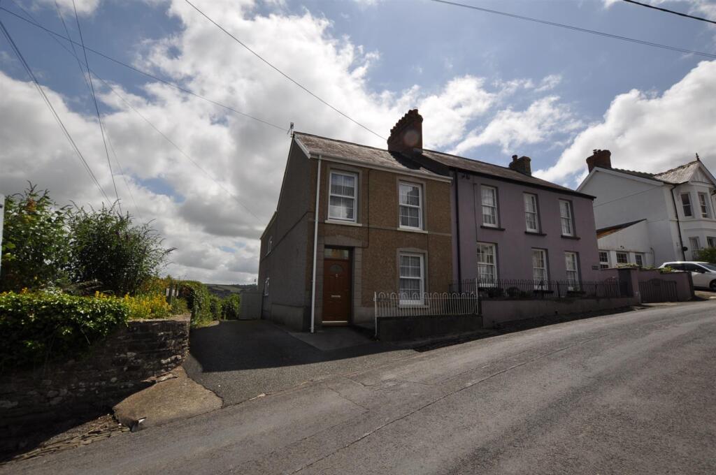 Main image of property: Llansteffan, Carmarthen
