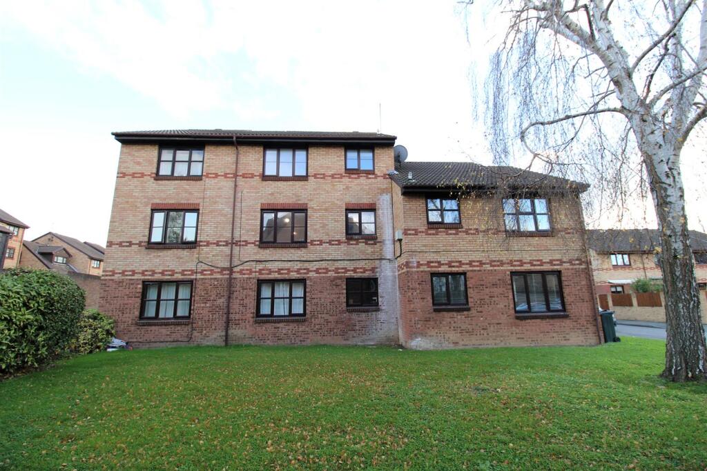 Main image of property: Kenwyn Road, Dartford