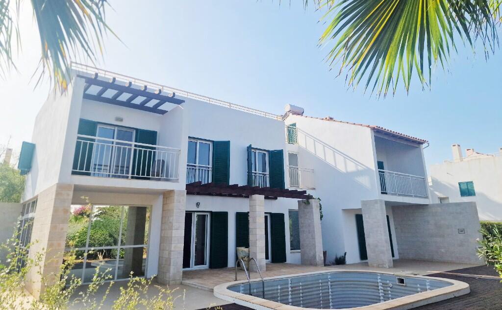 Main image of property: Sal