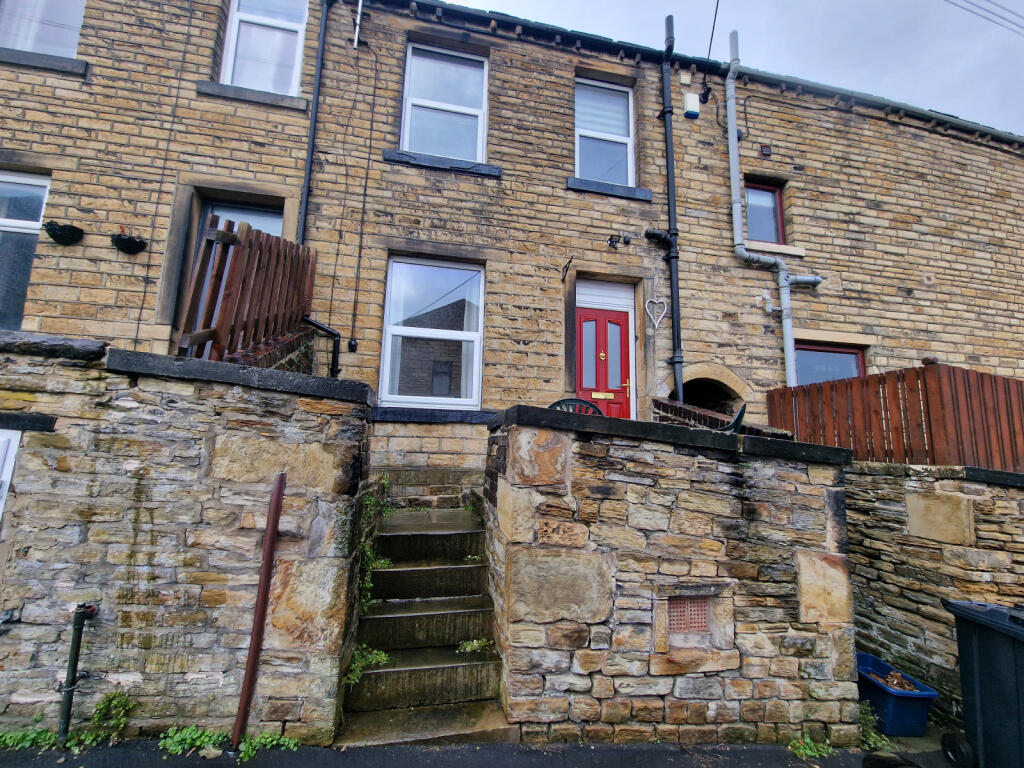Main image of property: Almondbury, Huddersfield, HD5
