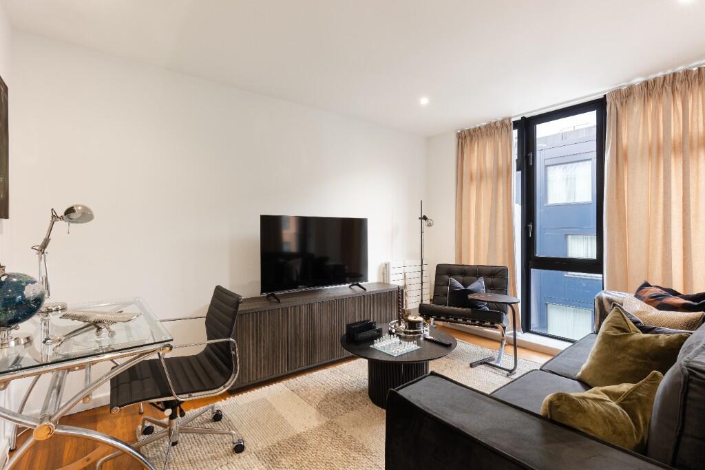 Main image of property: Westland Place, London, N1