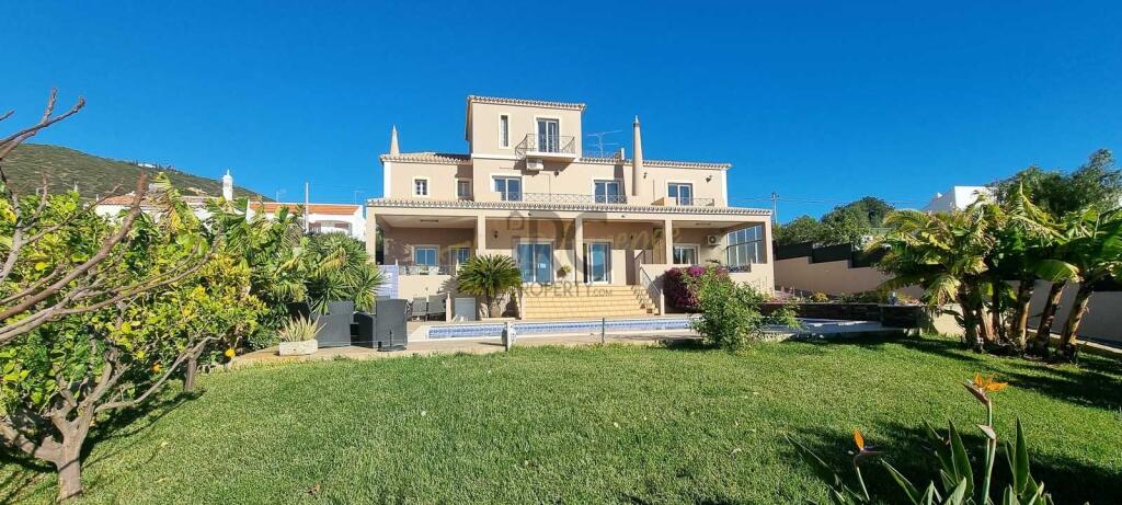 Main image of property: Algarve, Santa Bárbara de Nexe