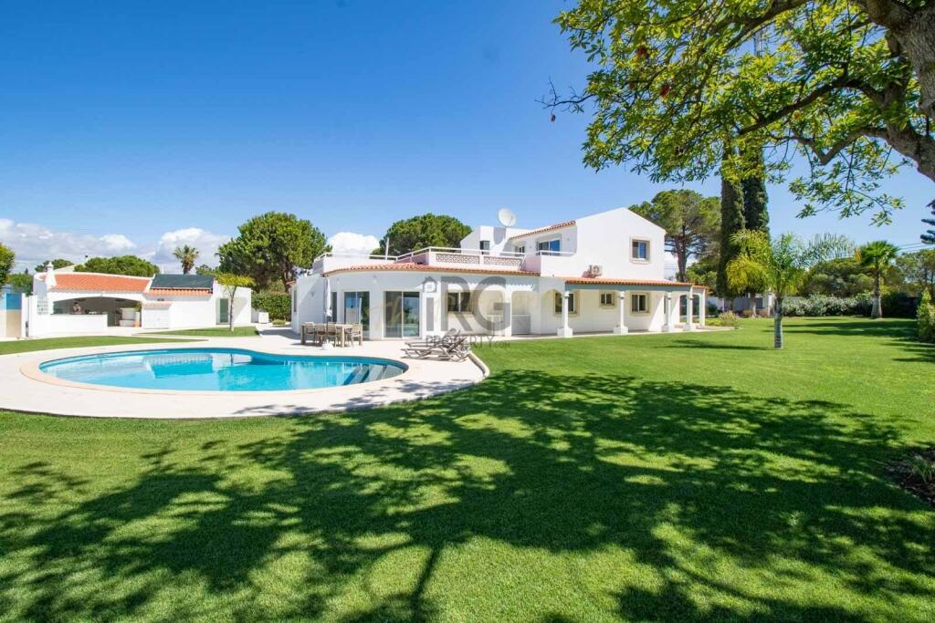 Main image of property: Algarve, Almancil