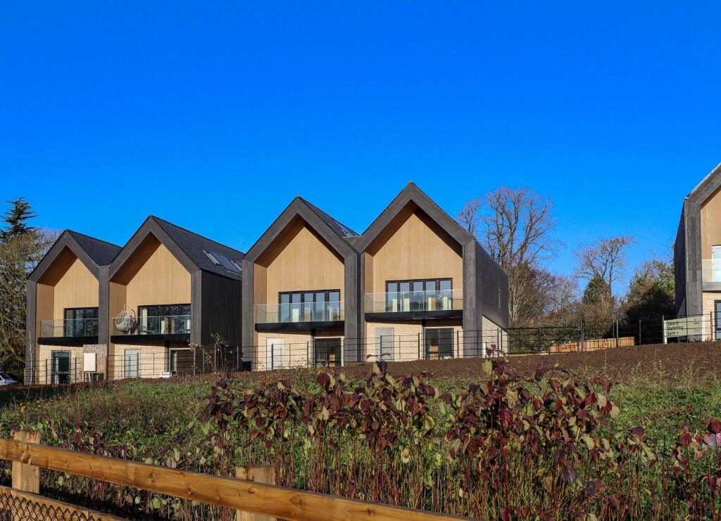 Main image of property: London Road West, Bath, 
BA1 7HY