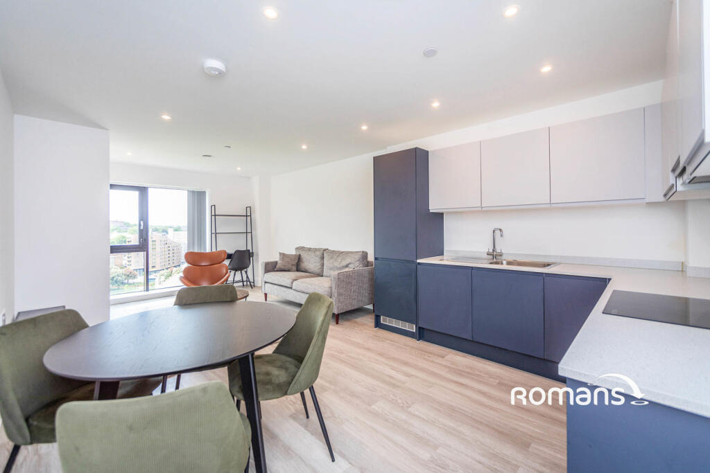 Main image of property: Whiffens Avenue, Chatham, ME4