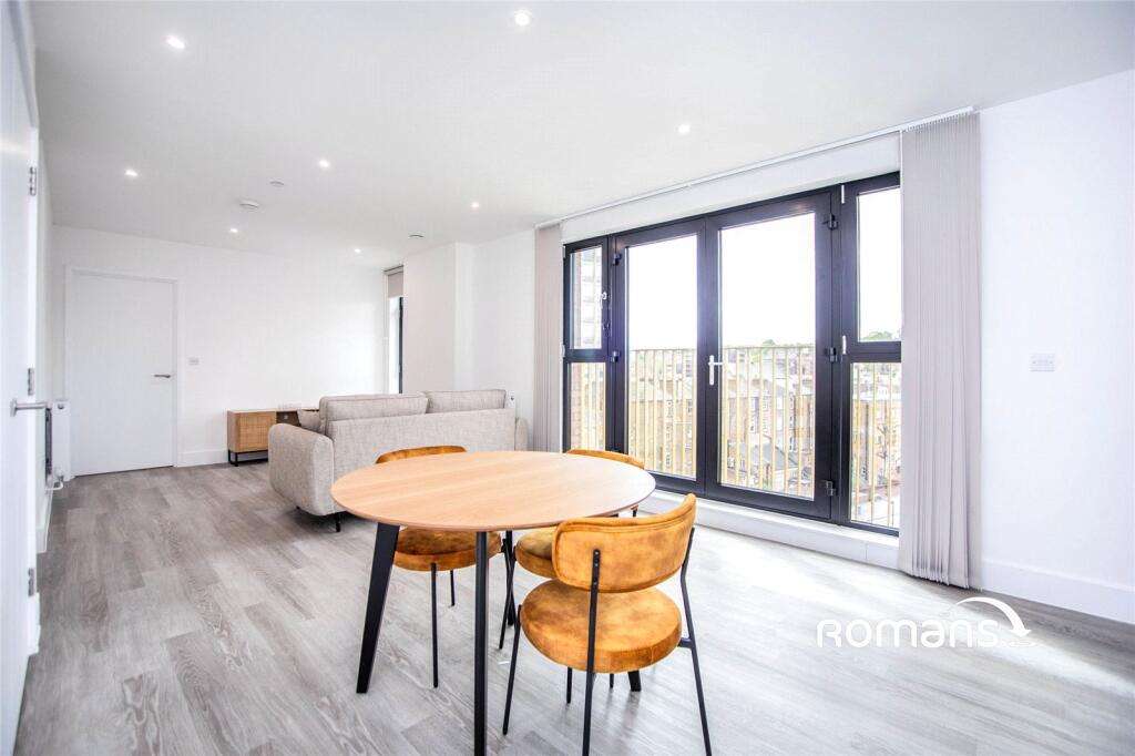 Main image of property: Medway Street, Chatham, Kent, ME4