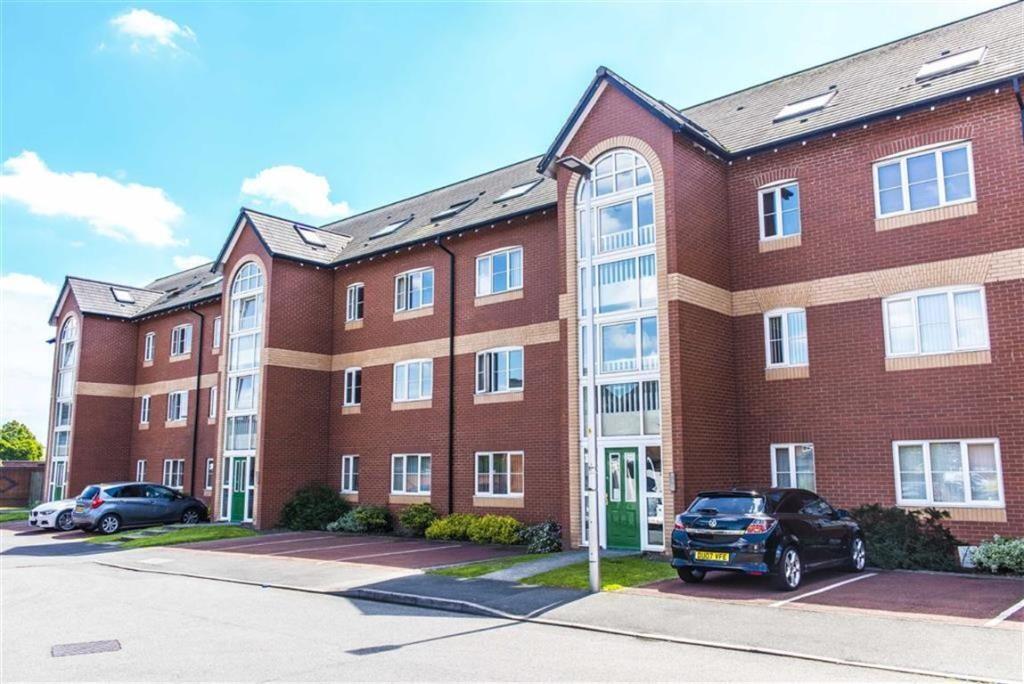 Main image of property: Stott Wharf, Leigh, Greater Manchester, WN7