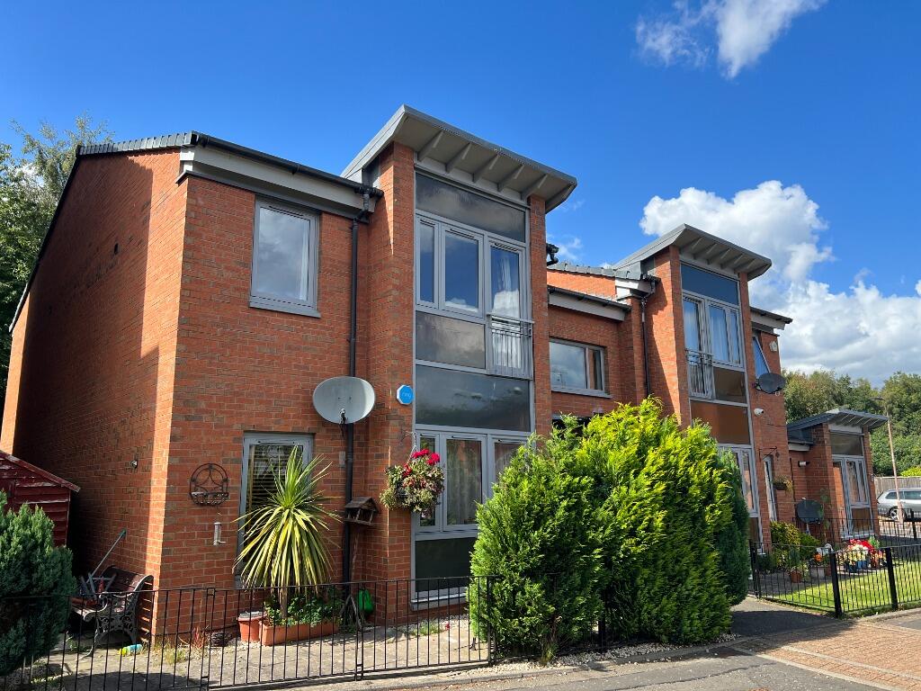 Main image of property: Mid Gogarloch Syke, South Gyle, Edinburgh, EH12