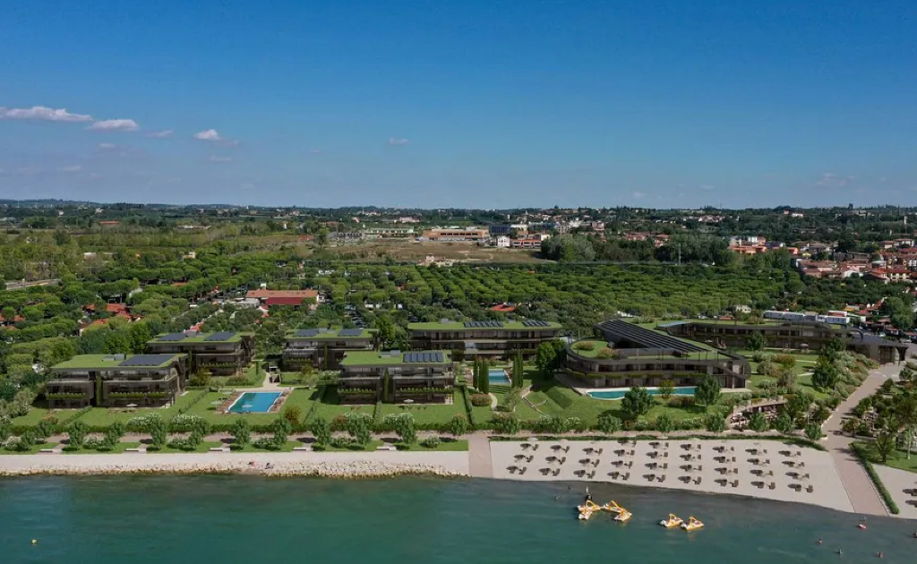 Main image of property: Peschiera Del Garda, Verona, Veneto