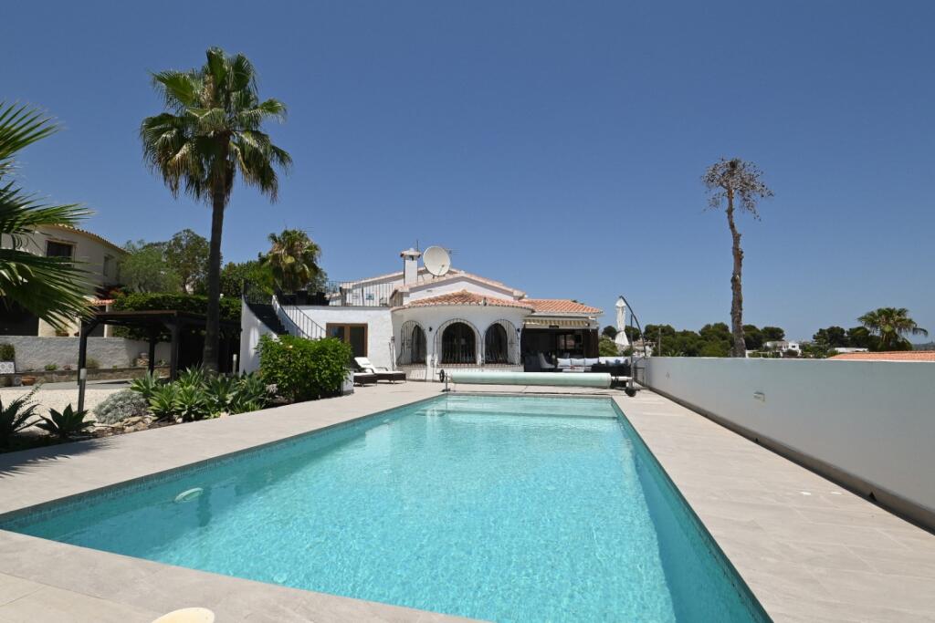 Main image of property: Valencia, Alicante, Moraira