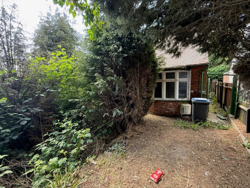 Main image of property: 185 Markfield Road