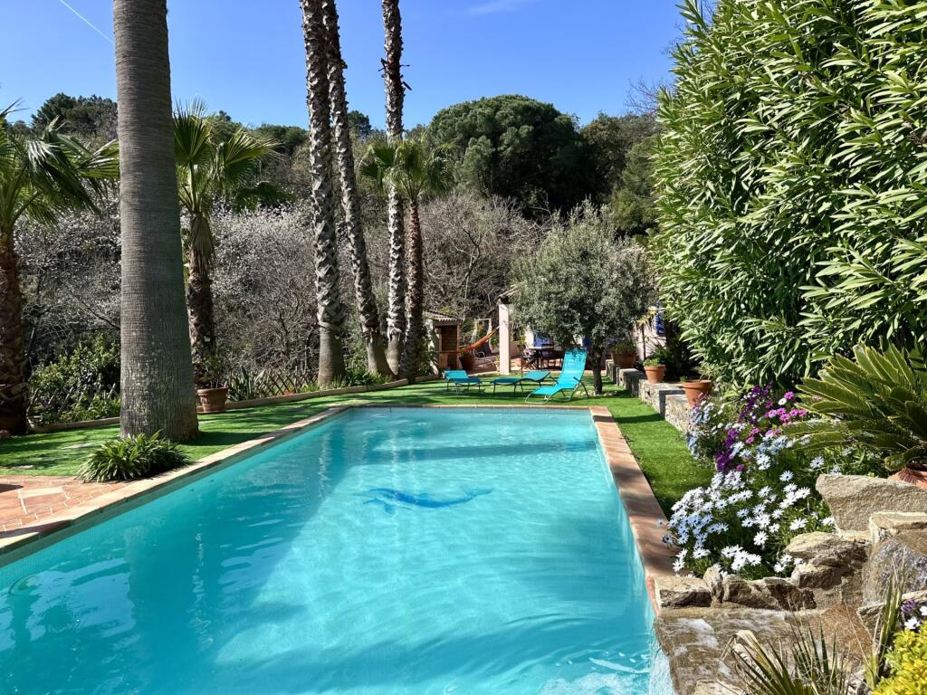 Main image of property: 83680 la-garde-freinet