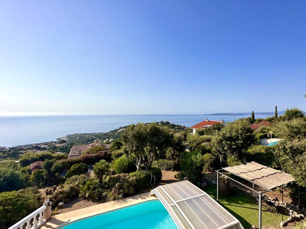 Main image of property: 83380 les-issambres