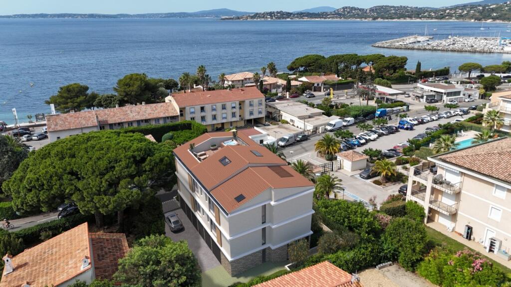 Main image of property: 83380 les-issambres