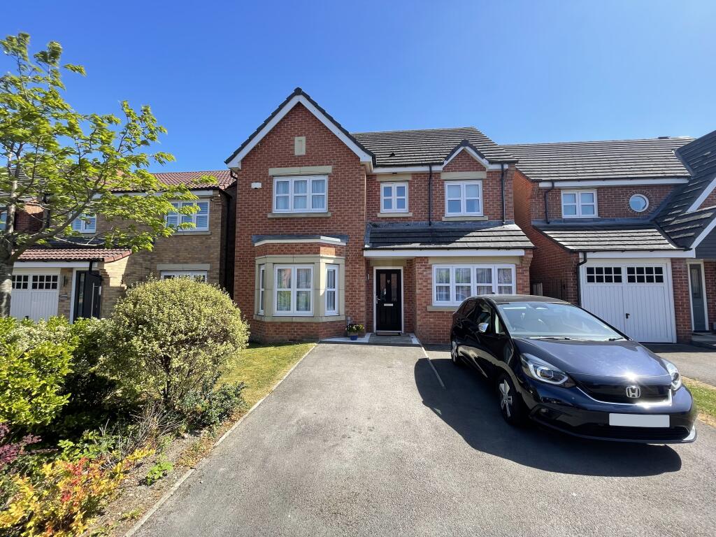 4 bedroom detached house