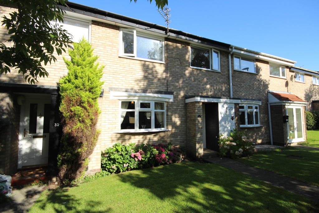 3 bedroom terraced house for sale in Brentwood Close, Holywell, Whitley