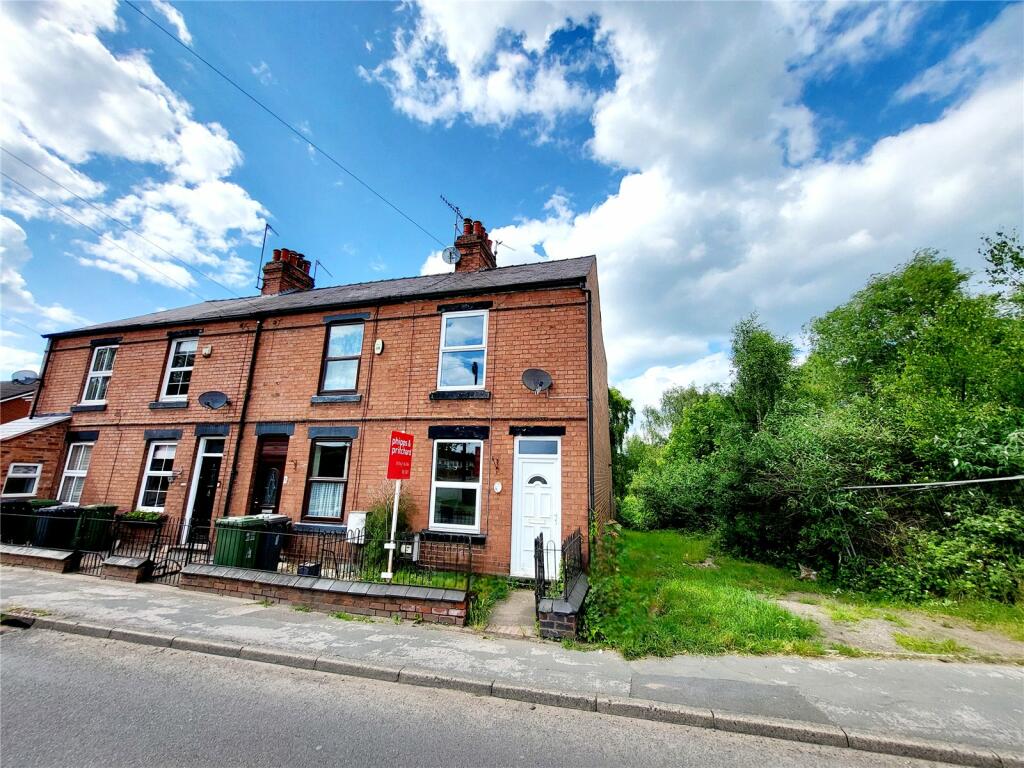 2 bedroom end of terrace house for rent in Hartlebury Road, Stourport