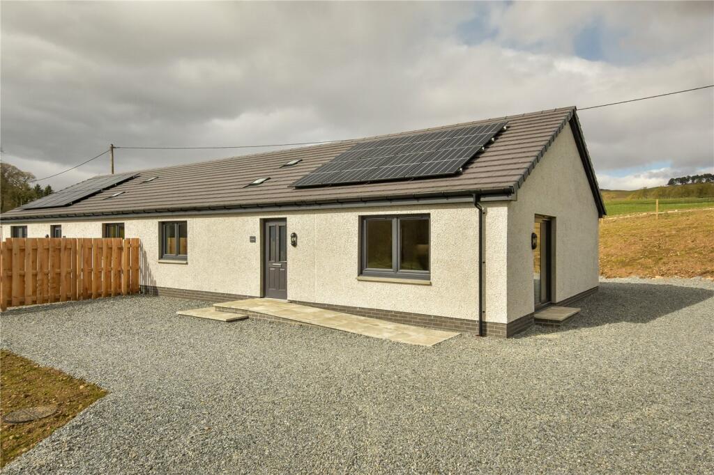 3 bedroom semidetached house for sale in Meadow Moss, Kirkmichael