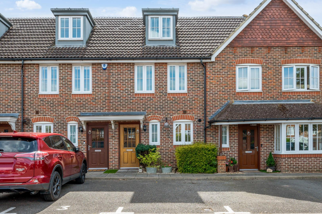 Main image of property: Canterbury Close, Worcester Park