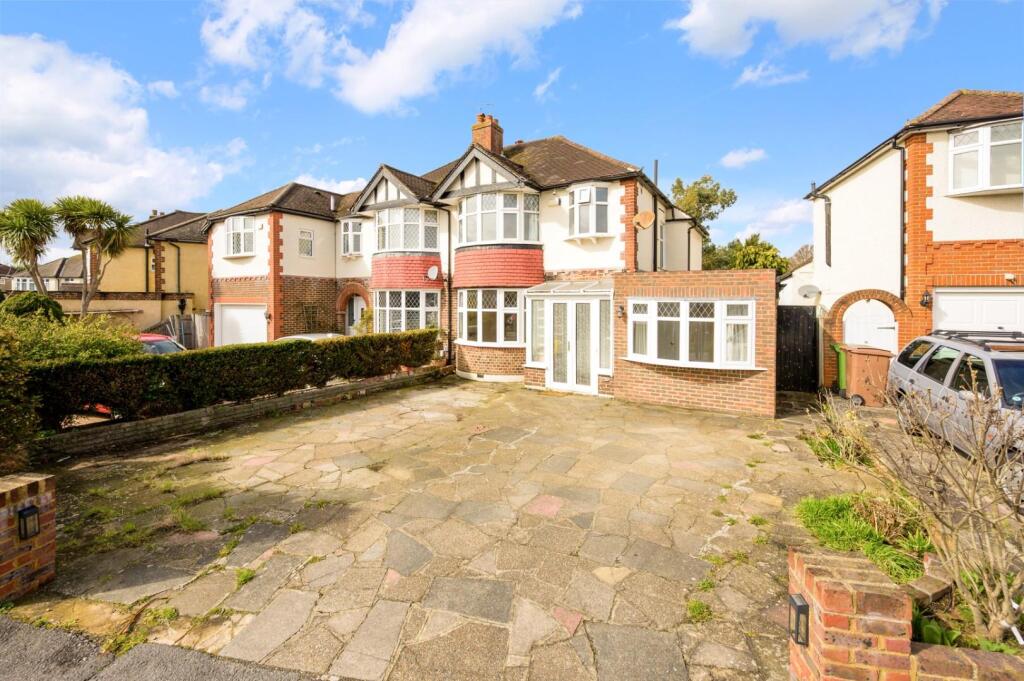 4 bedroom semi-detached house