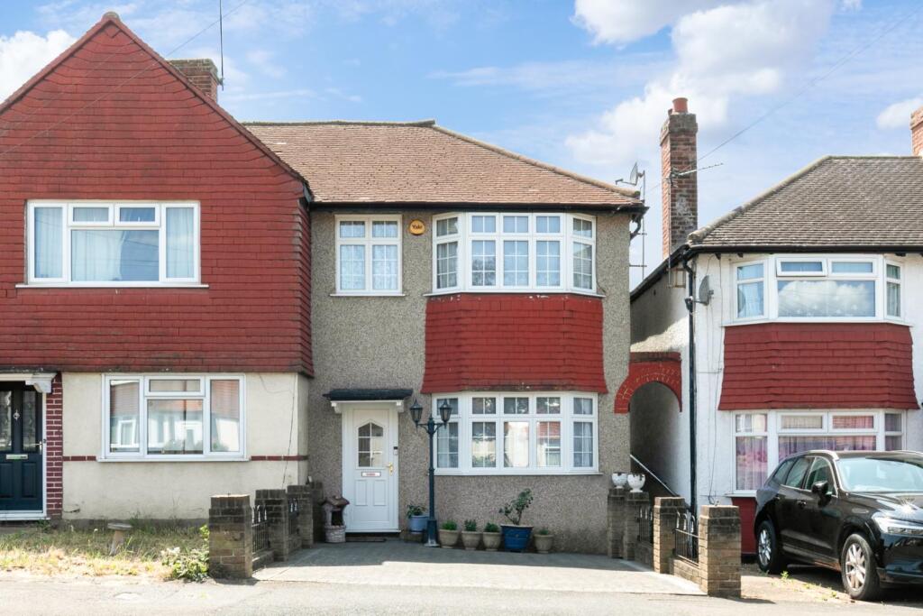 2 bedroom end of terrace house