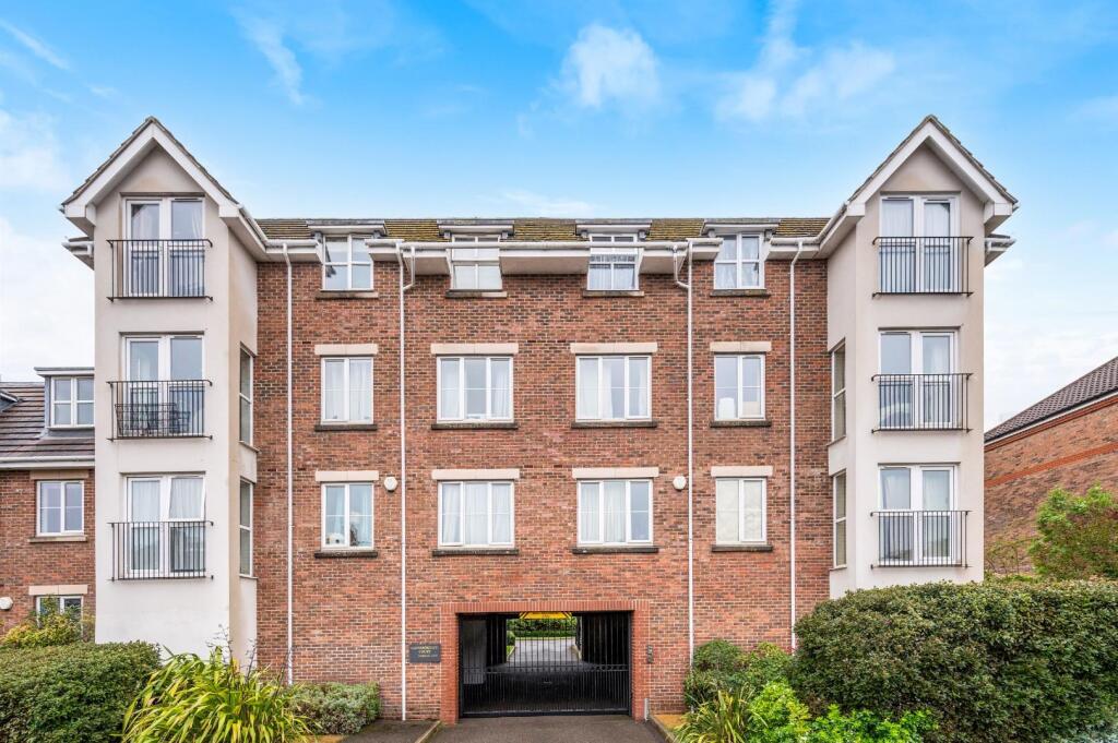 Main image of property: Gainsborough Court, Kingston Road, Stoneleigh