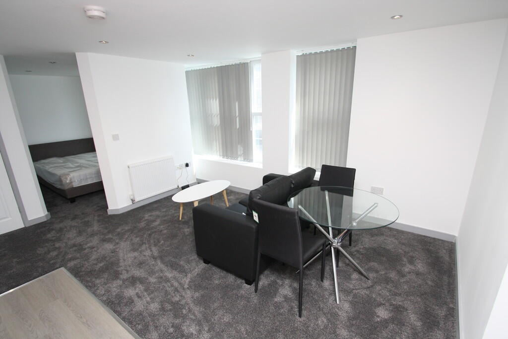 Main image of property: Flat 202 Ferens Court, 16 - 22 Anlaby Road