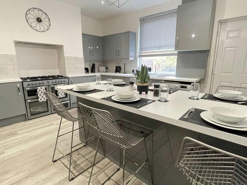 Main image of property: Salisbury Grove