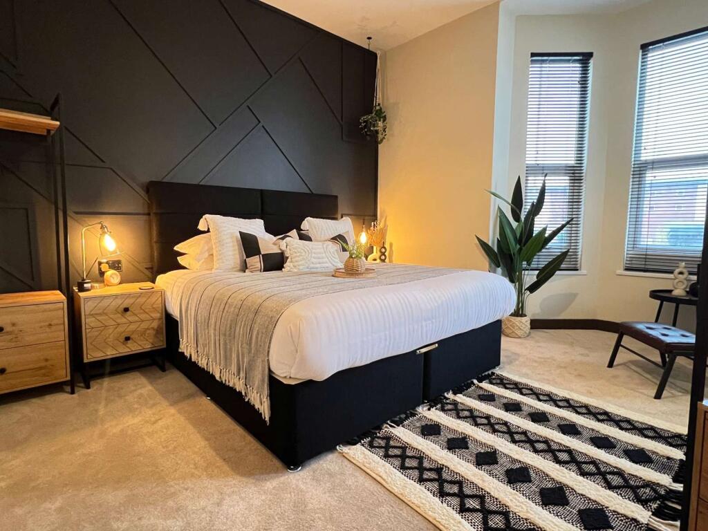 Main image of property: Cemetery Road