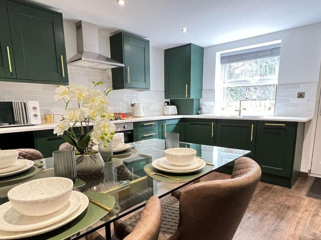 Main image of property: 6A Rombalds Street