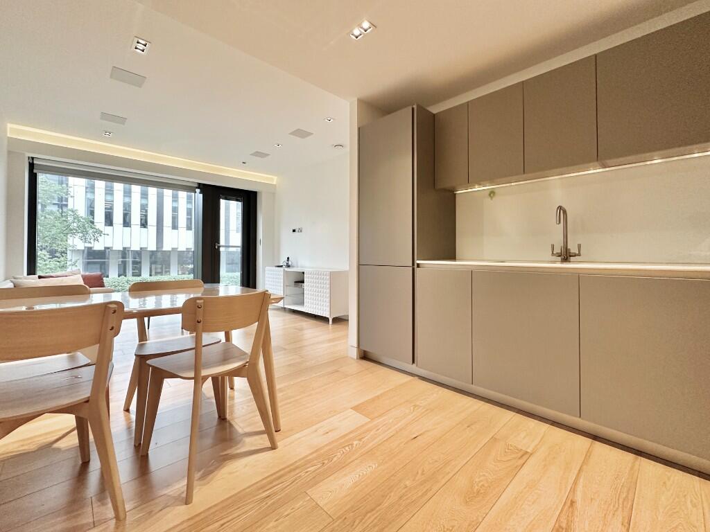 Main image of property: Wood Street, London, EC2Y